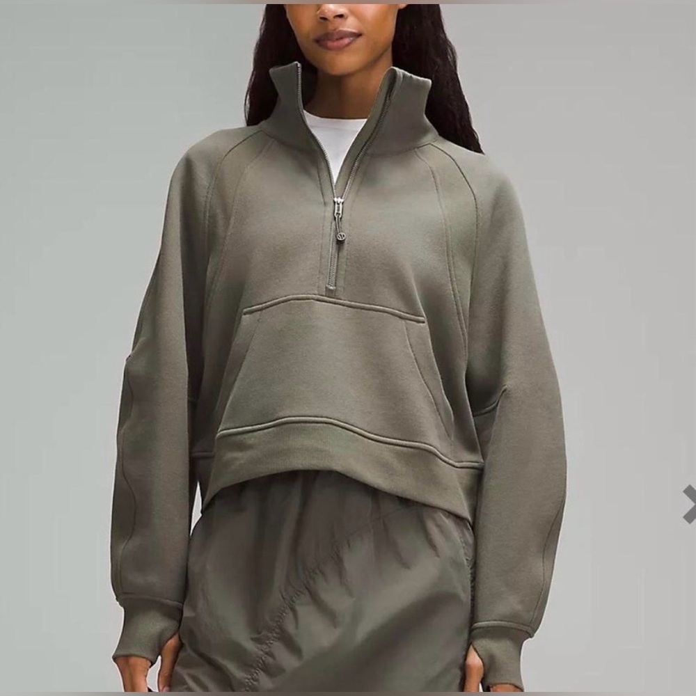 Lululemon Funnel Neck Scuba Army
Green XS/S